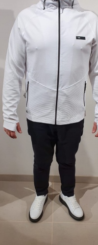 Cпортивный костюм 