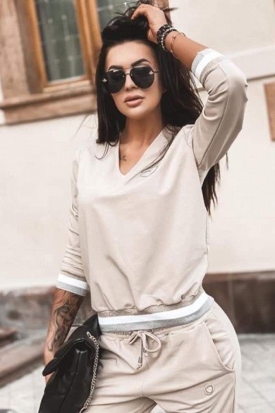 Спортивный костюм 