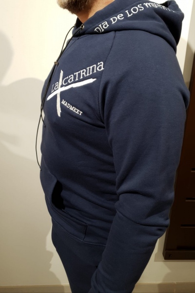 Спортивный костюм