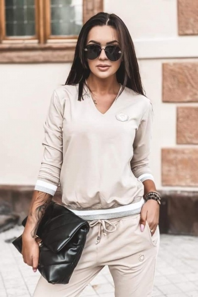 Спортивный костюм 